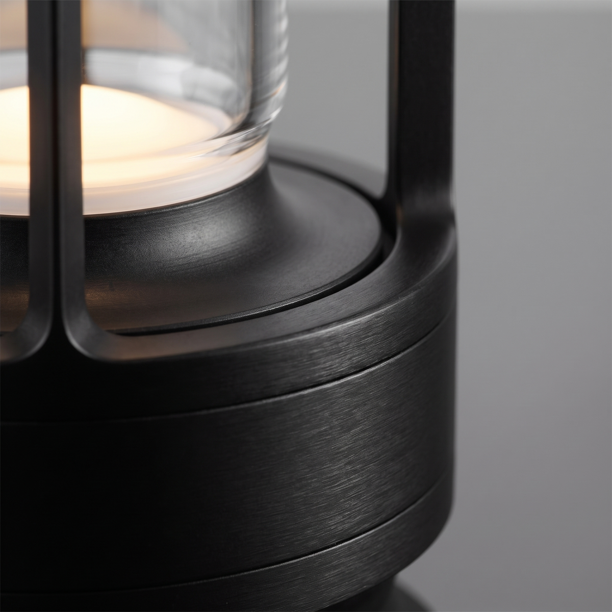 Lantern Cordless Crystal Table Lamp - black - detail 2