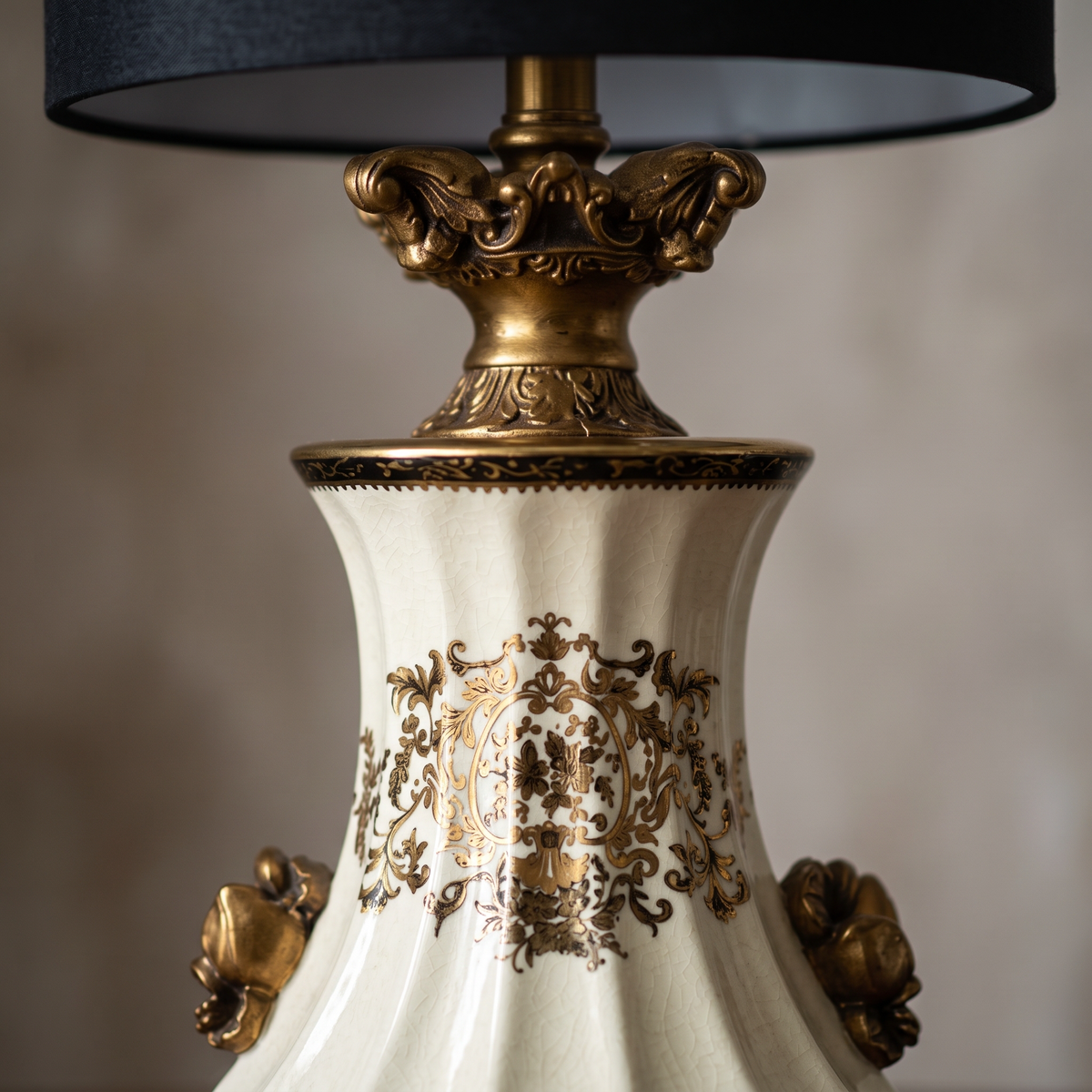 French Vintage Ceramic Table Lamp (Ornate Gold Motif) detail close-up