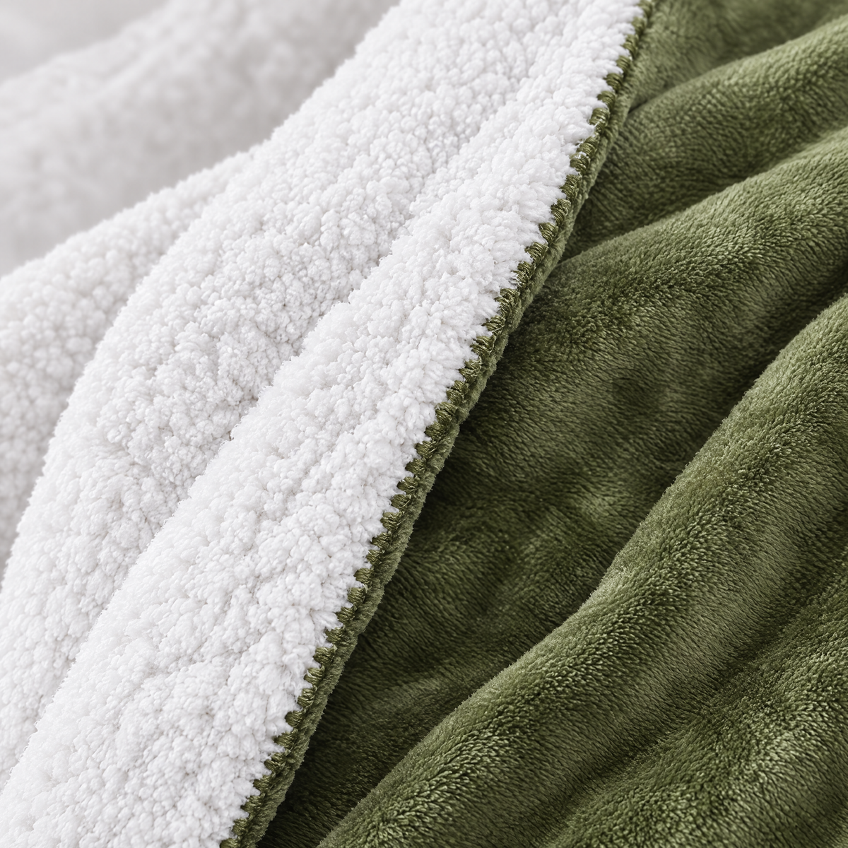 Reversible Sherpa Fleece Blanket for Bed & Couch - 15 - close-up detail