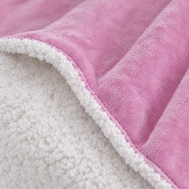 Reversible Sherpa Fleece Blanket for Bed & Couch - 12 - close-up detail