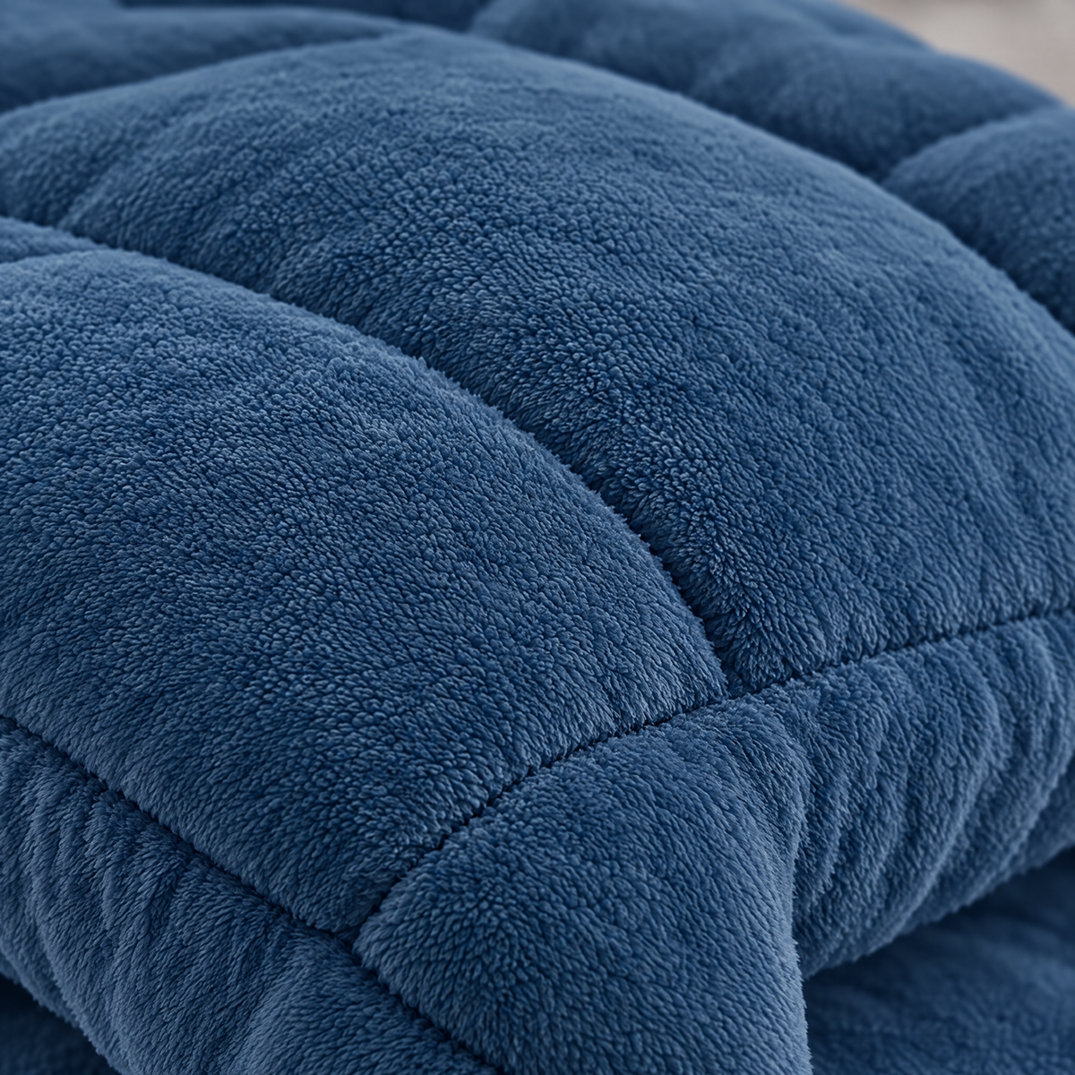 Milk Fleece Weighted Comforter, Warm Winter Quilt - Blue - close-up detail