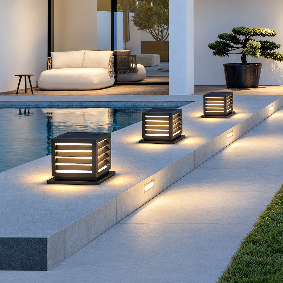 Waterproof Outdoor Pillar Light with Solar LED – installed outdoors
