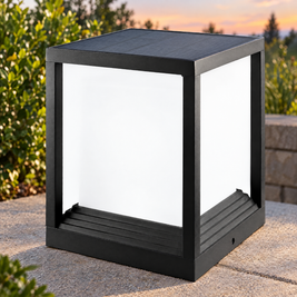 Solar Garden Pedestal Light, 3-Color LED