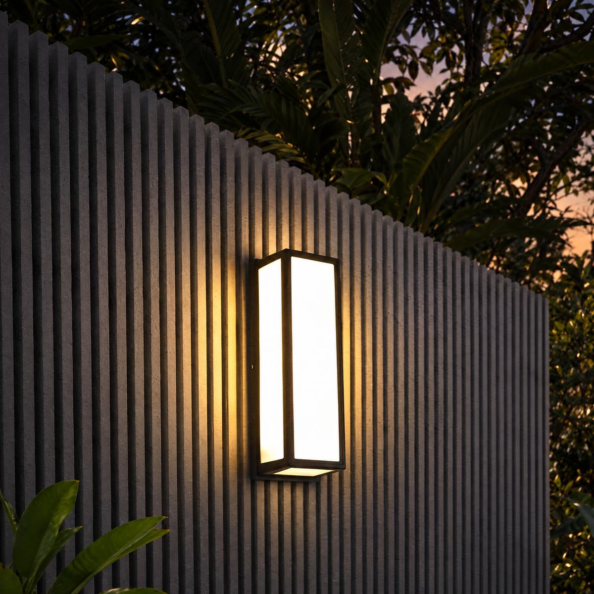 Motion Sensor Outdoor Wall Light, IP65 LED